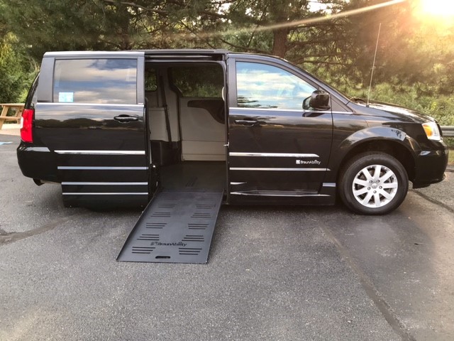 side entry wheelchair van