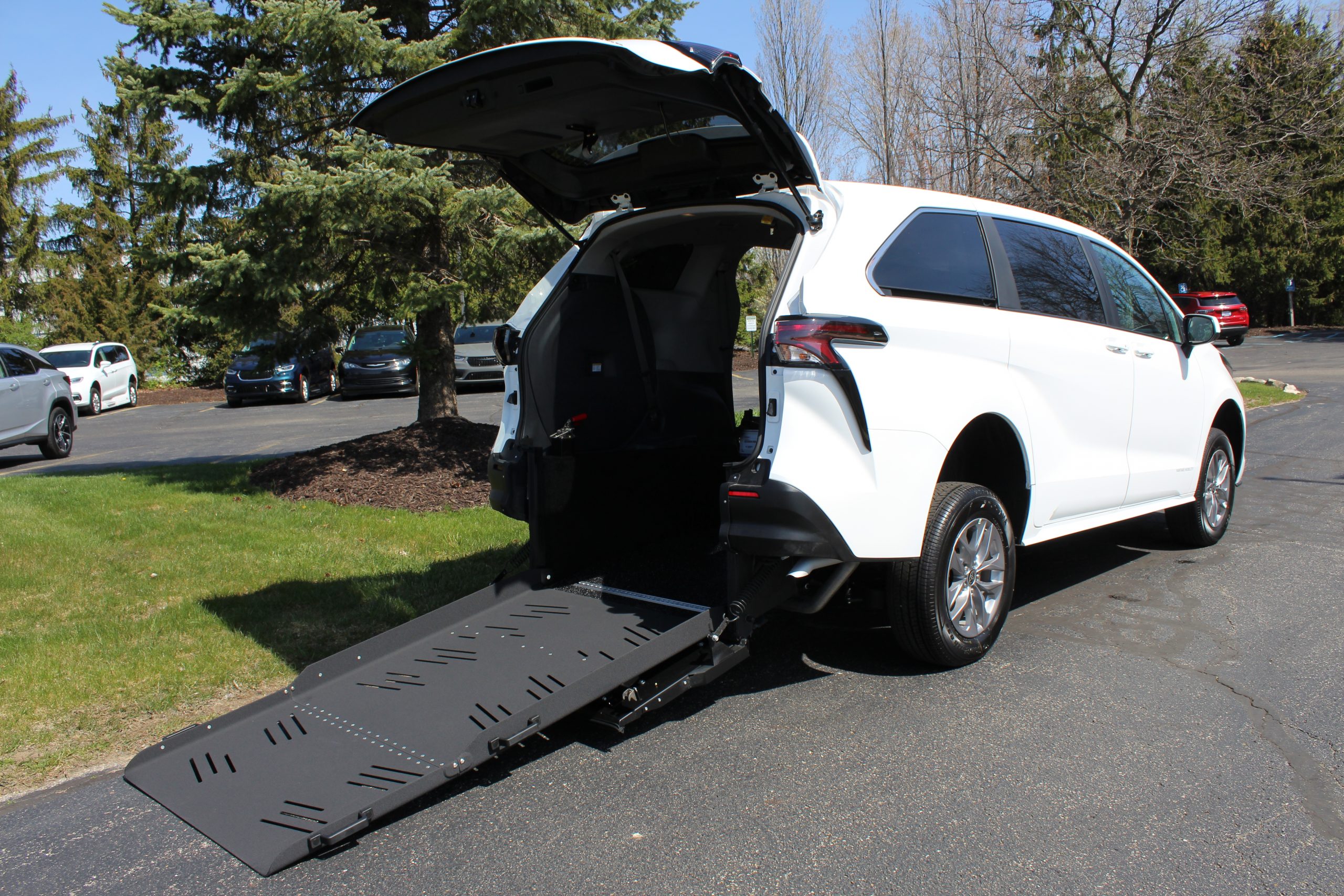 2024 Ice Cap Toyota Sienna LE with VMI Toyota Rear Entry Conversion