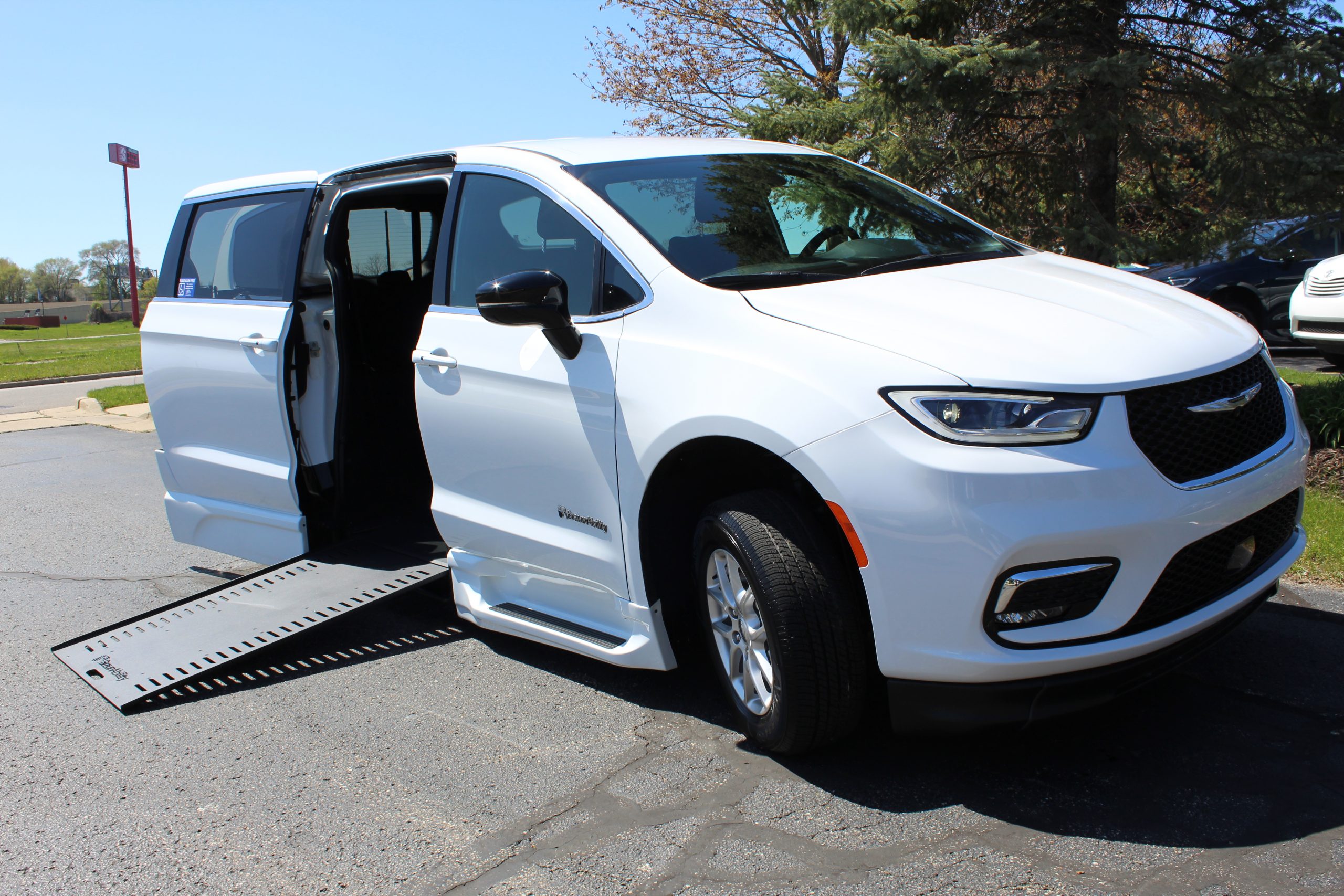 2024 Bright White Chrysler Pacifica Touring with BraunAbility XI Conversion with Rubber
