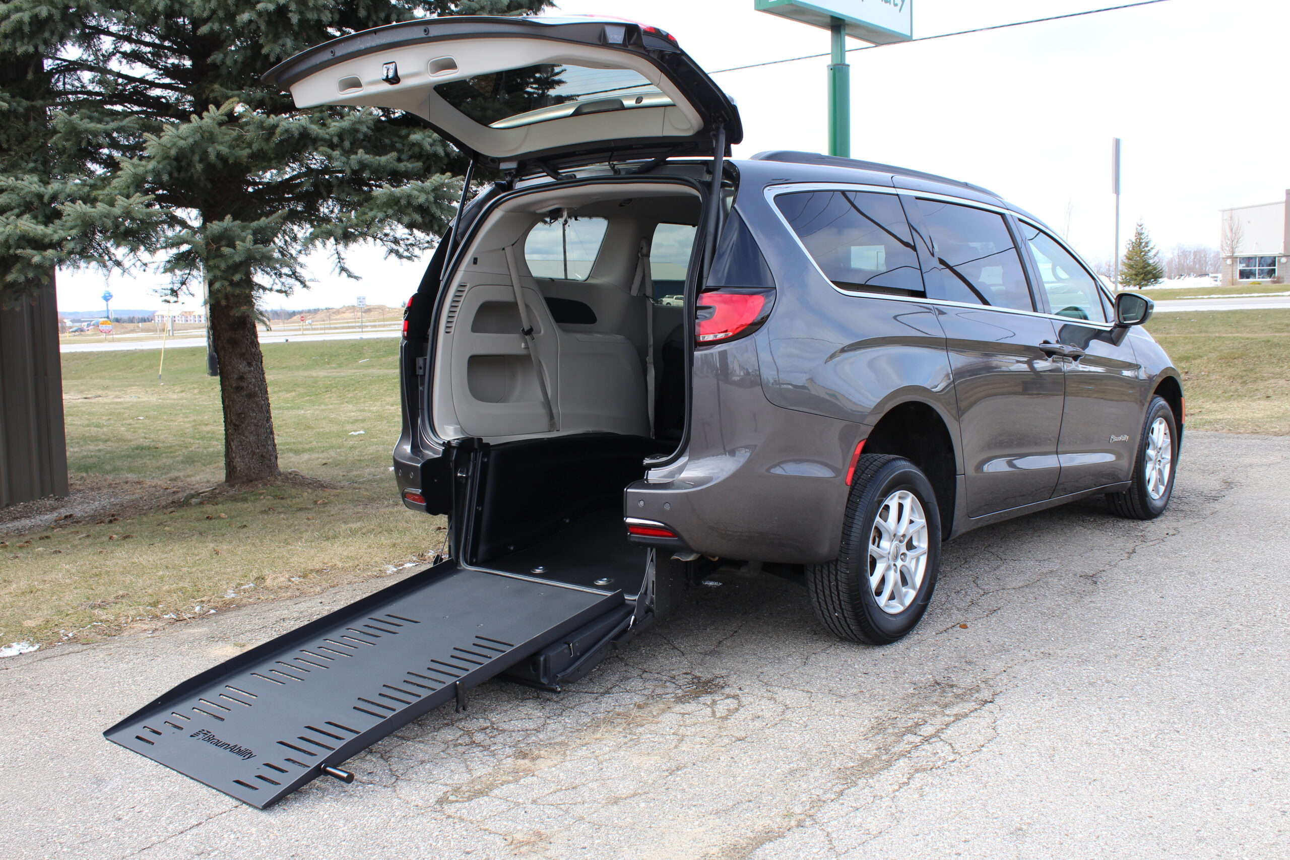 2023 Granite Chrystal Chrysler Pacifica Touring L with New BraunAbility V7 Conversion