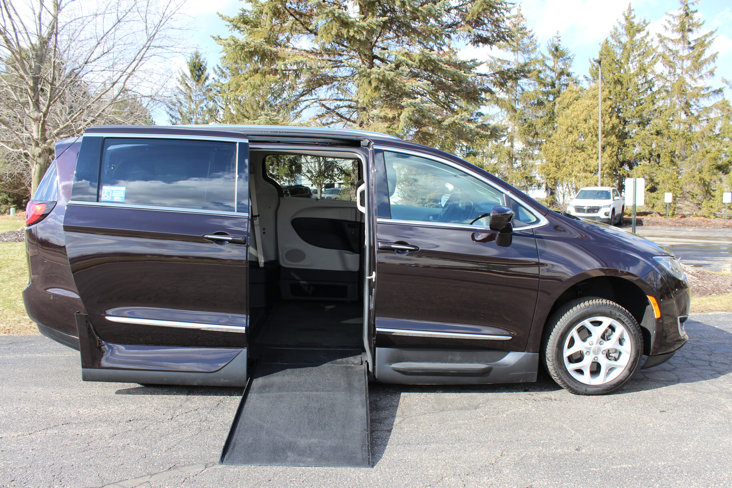 Wheelchair Van Sales, Service, and Rentals in Michigan