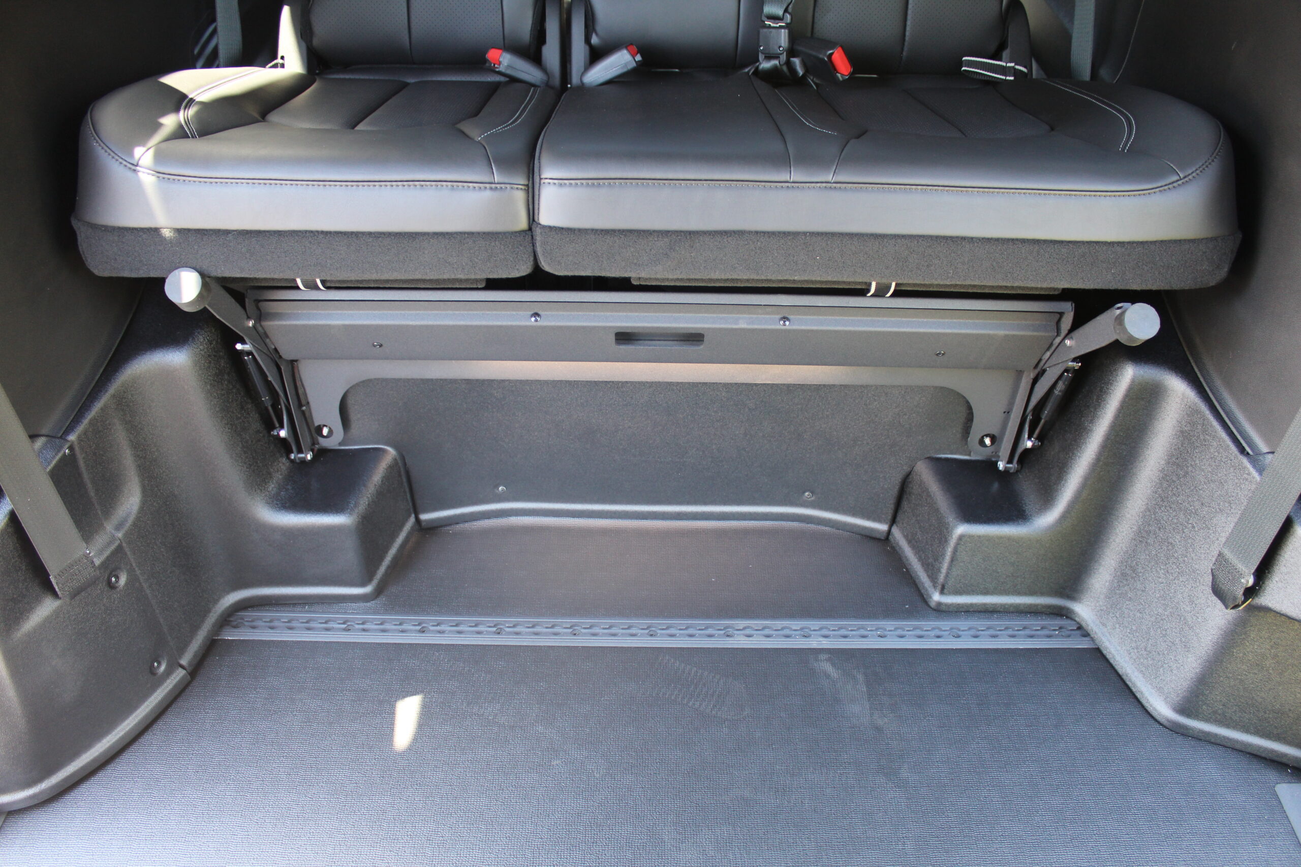 2026 Chrysler Voyager's photo